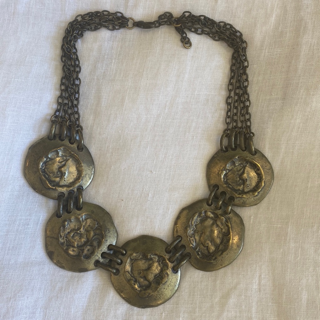 Dolce Vita Brass Circle Necklace